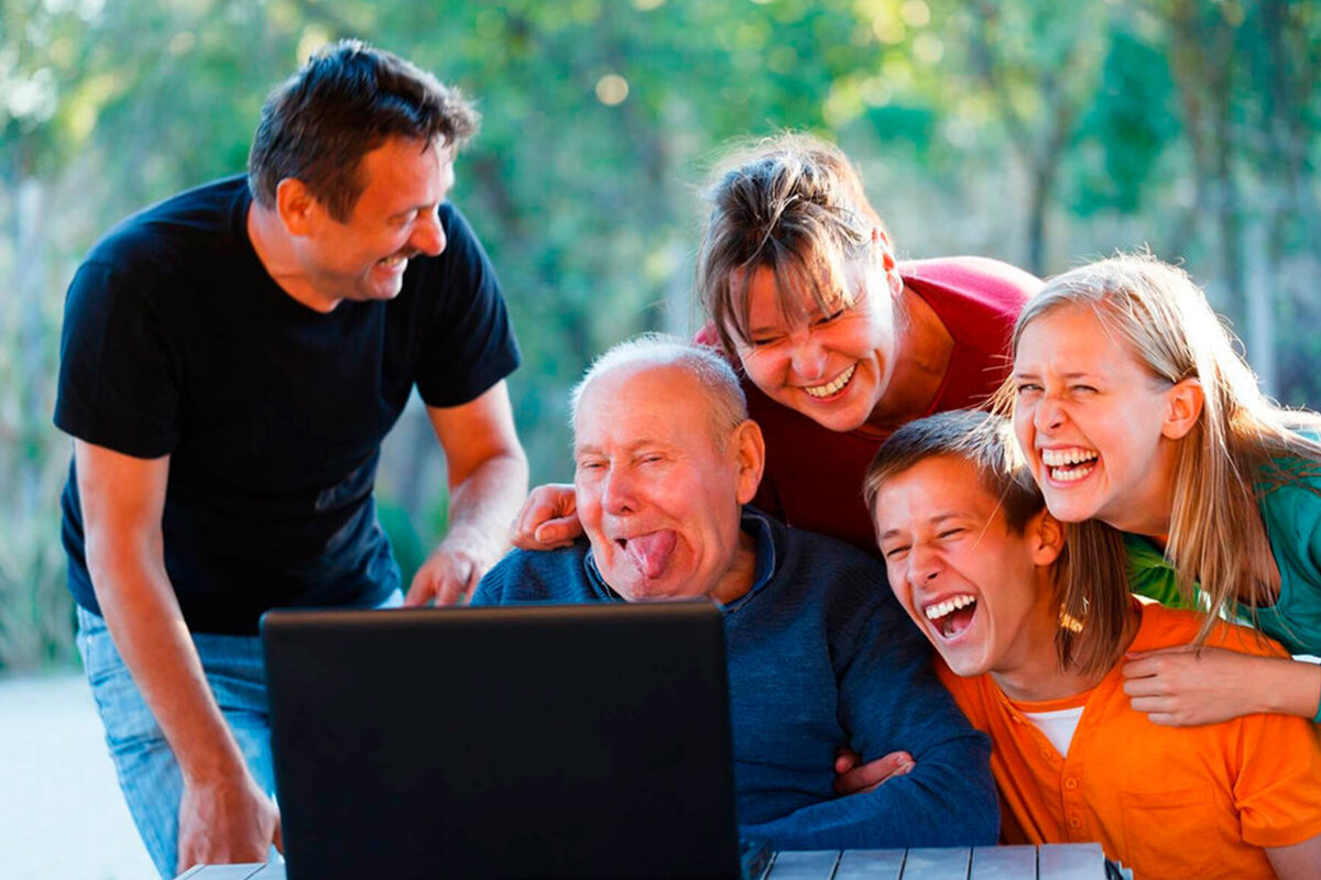 Оставайтесь на связи с родными во время учебы за границей