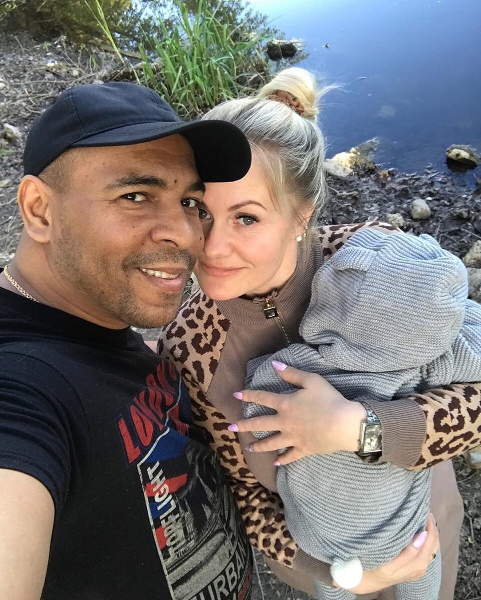 Сэм уверенно заявил. что их отношения с женой стали только крепче 
​Фото: «Инстаграм»
