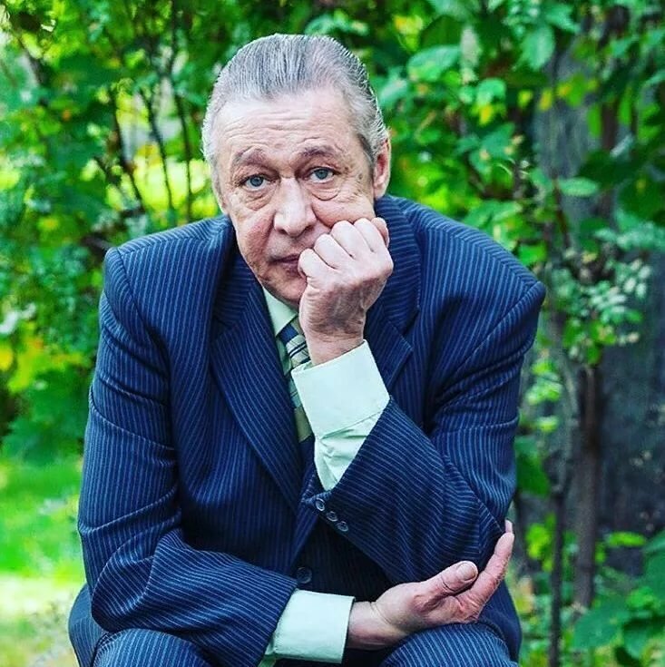 Михаил Ефремов 