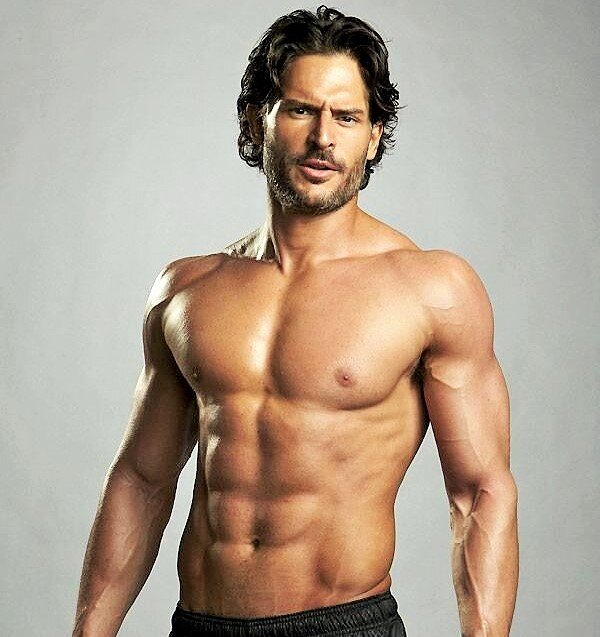 Джон Манганьелло "сделал" себе фигуру, которую назвали эталонной