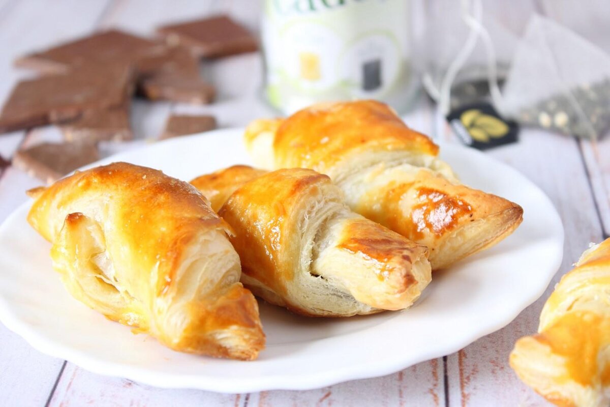 КРУАССАНЫ 🥐 ТОП 5+ РЕЦЕПТОВ ВЫПЕЧКИ С РАЗНОЙ НАЧИНКОЙ | Простые и вкусные  рецепты от 1000.menu на Яндекс Дзен | Дзен