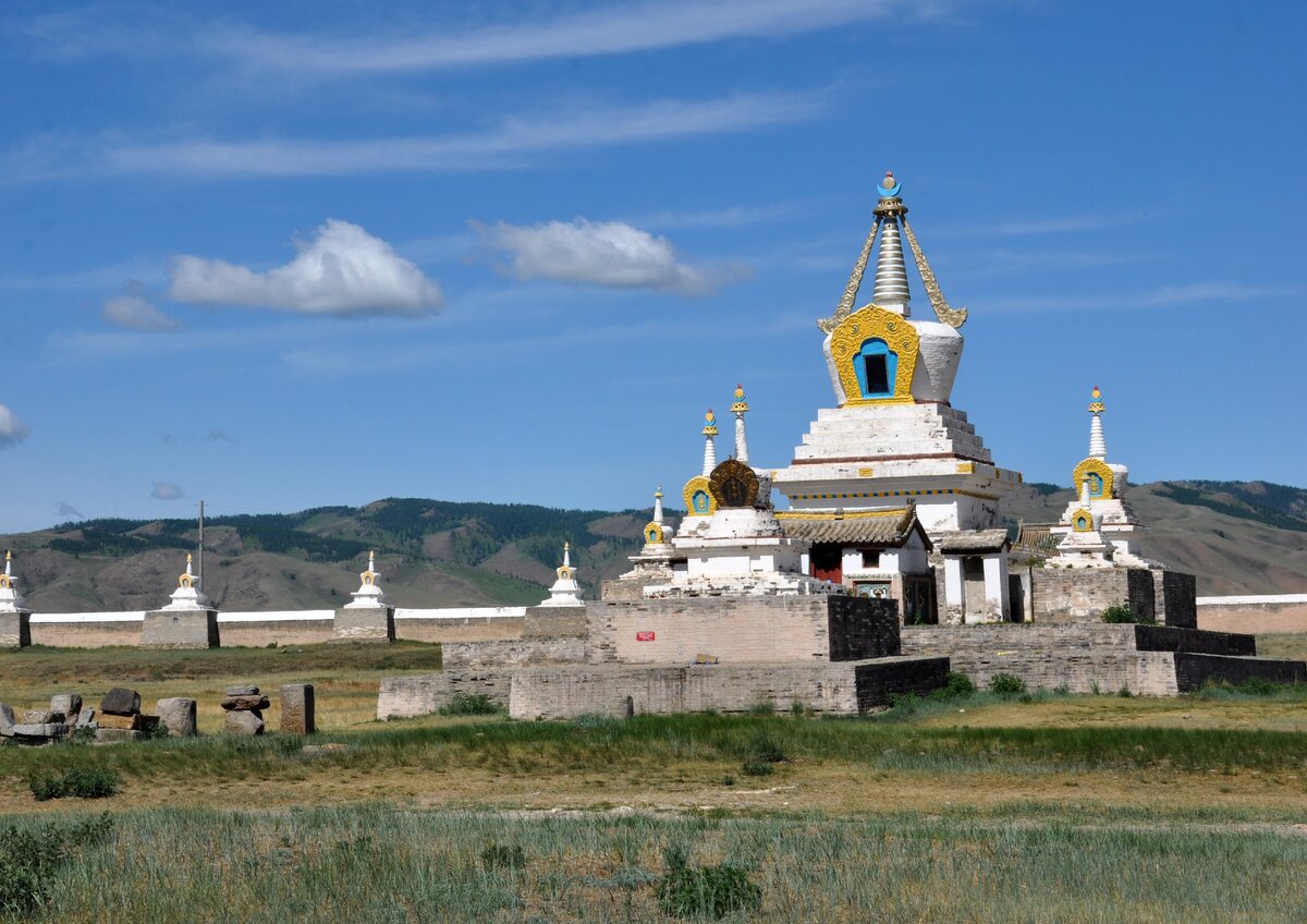 Каракорум Монголия. Каракорум сейчас. Каракорум древний город. Каракорум столица монгольской империи.