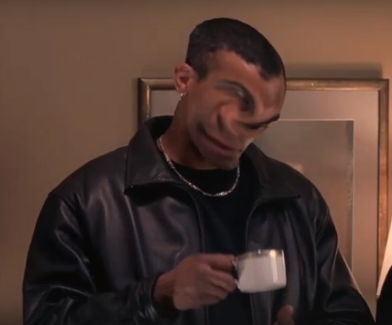 кадр из фильма "Очень страшное кино 3"