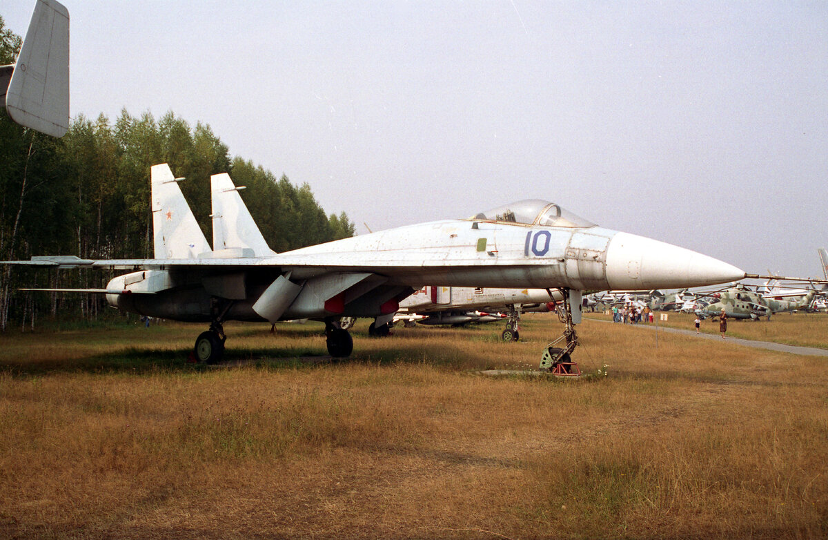 Т 10 м 1. Су-27 т-10. Т-10 прототип Су-27. Су-27 первый прототип. Т-10в-1.