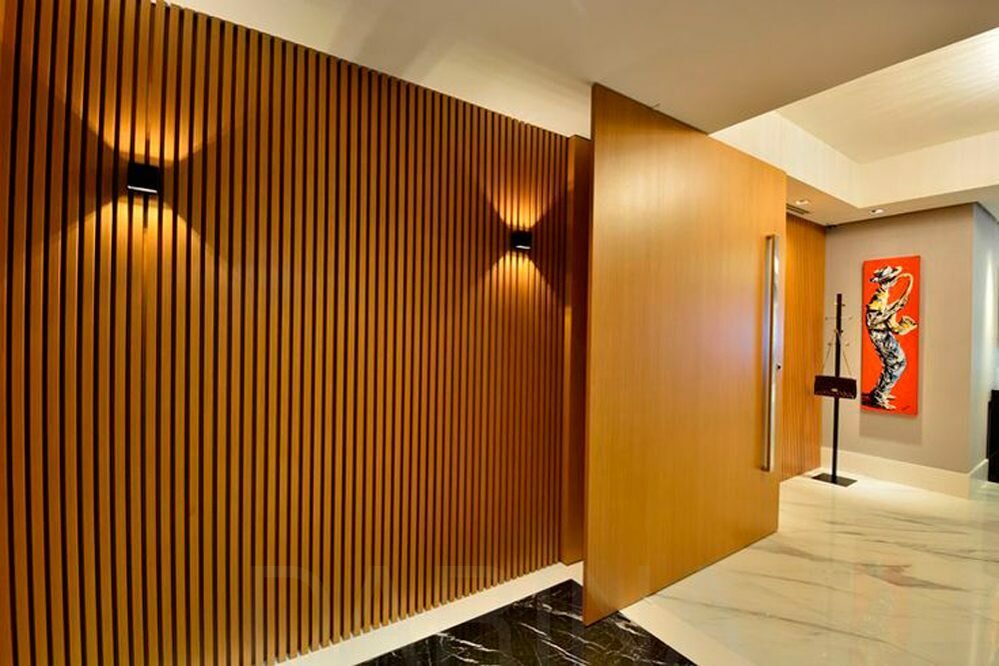 Оформление стены