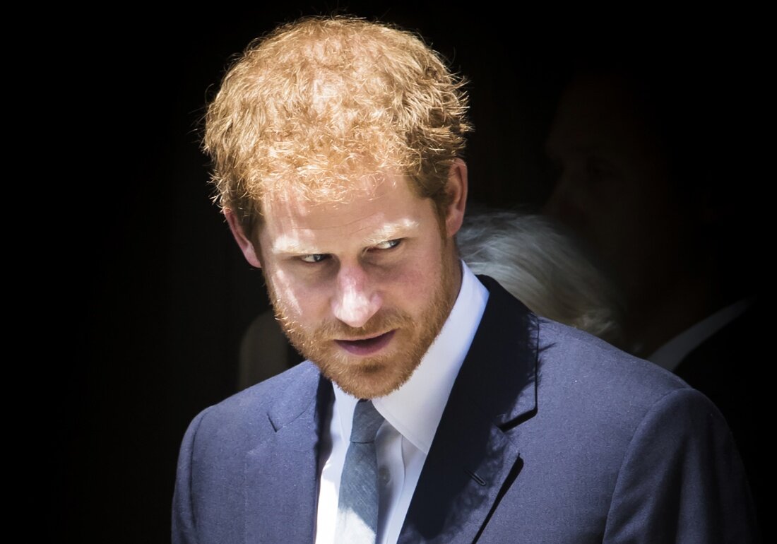 фото из сети Интернет. Обязательно бы указала источник, если бы обладала такой информацией. Лучи добра автору!