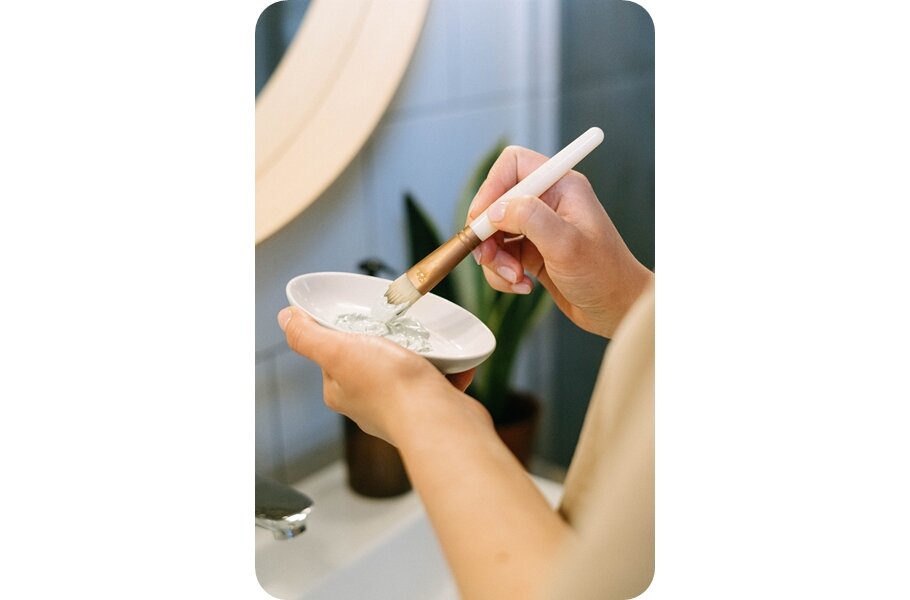 Основа метода — особый состав на основе гиалуроновой кислоты (фото Ivan Samkov)