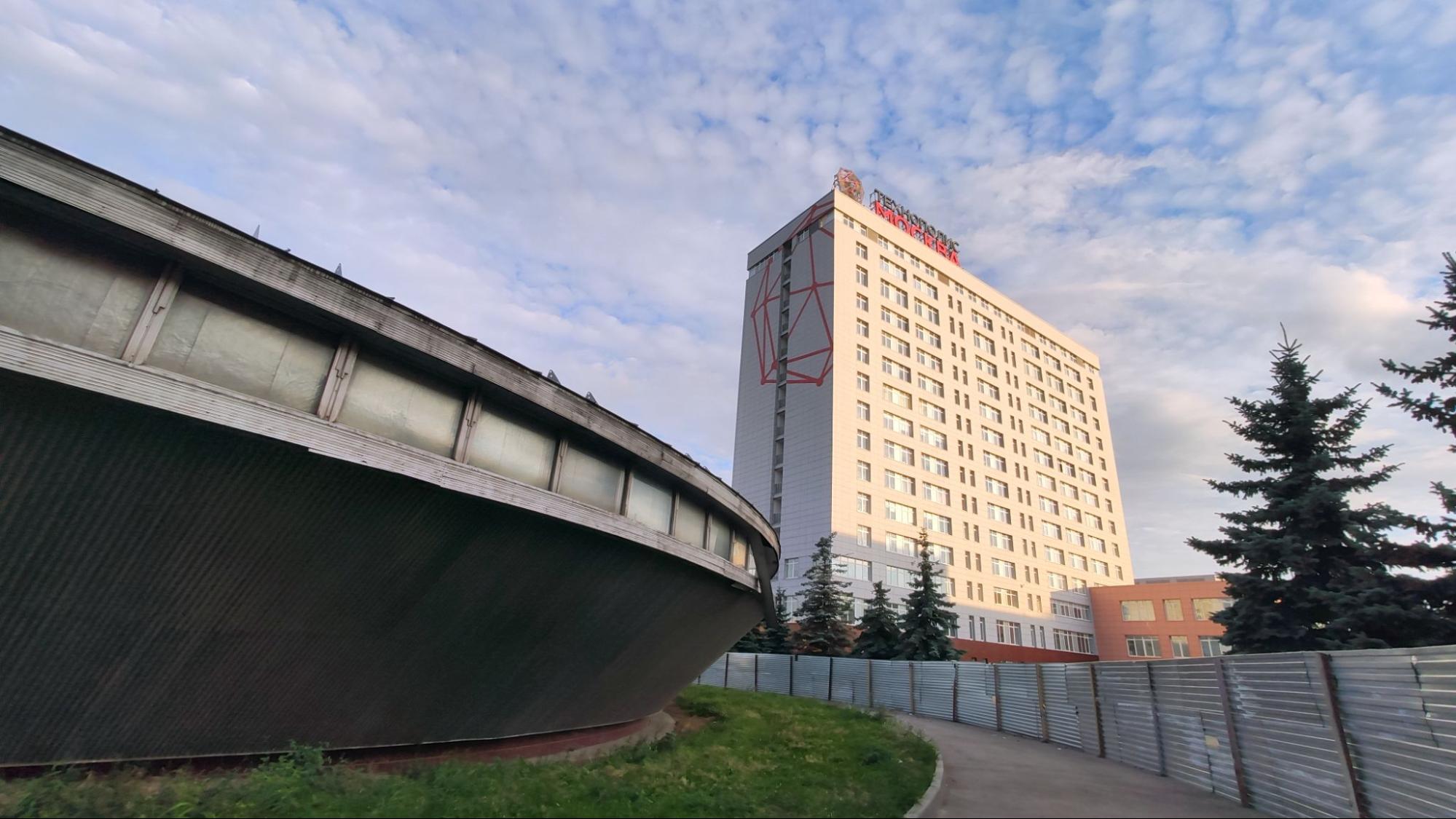 Исчезла последняя память о советском заводе АЗЛК (автомобили Москвич) — показываю, что было перед сносом!5