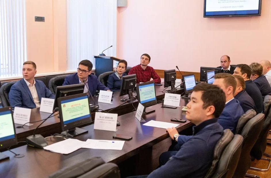 Совещание с жильцами ЖК «Михайловский парк» в управе Рязанского района. Фото: Александр Чикин