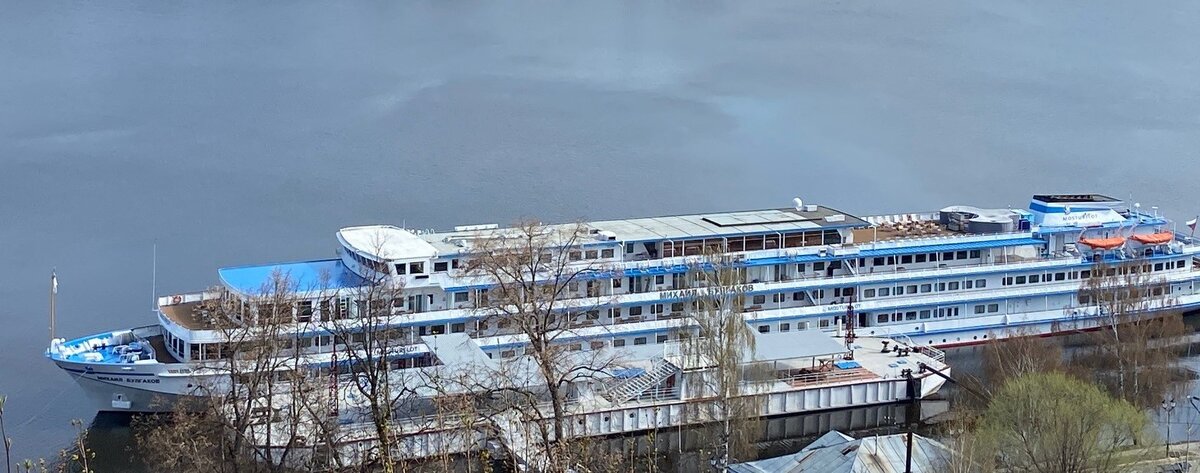 Остановка теплохода в Плёсе | Личное фото