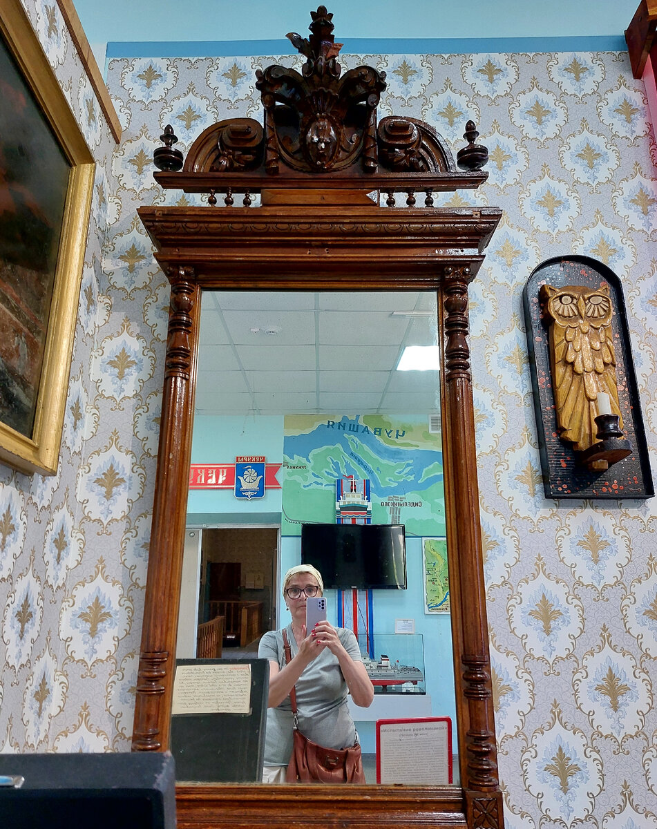 в зале истории