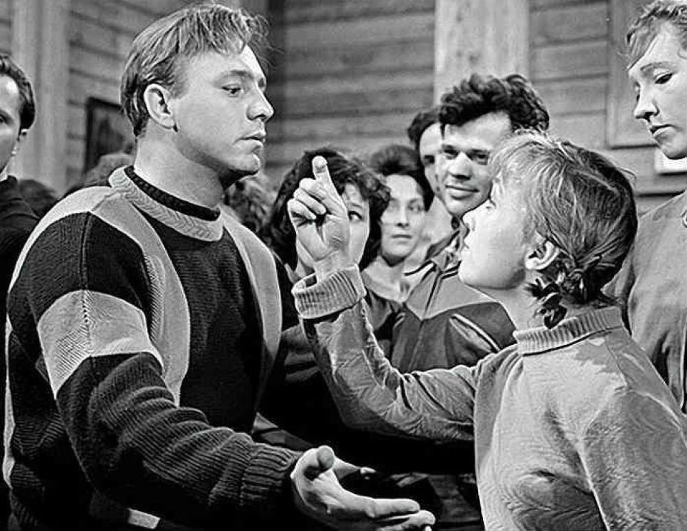 Кадр из фильма "Девчата" 1961 года