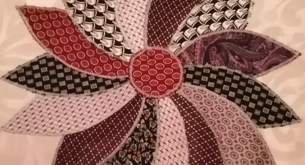 Узор из галстуков в стиле печворк