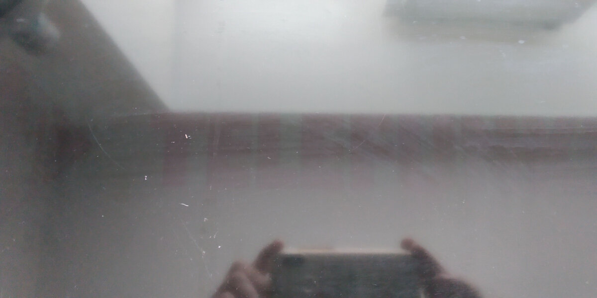 Старался, что б лишнее на экран не попало))