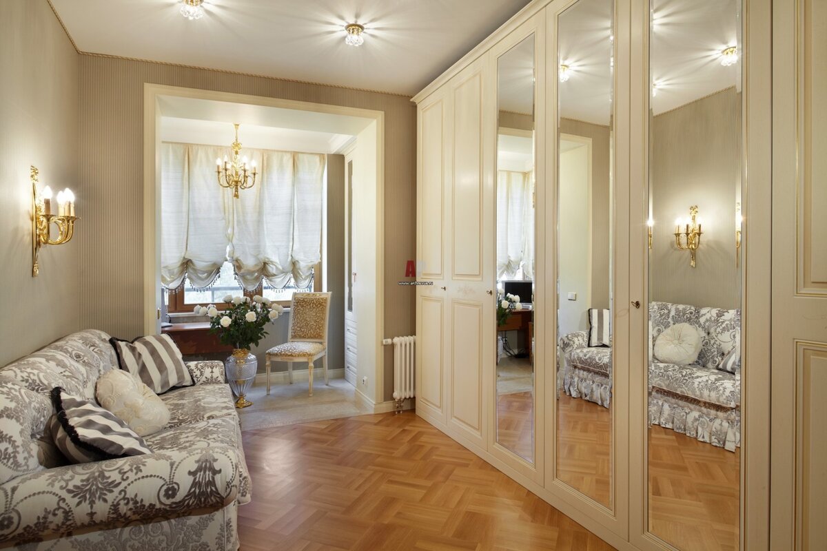 Шкафы для гостиной - купить в Москве по доступным ценам | «Мебельград»