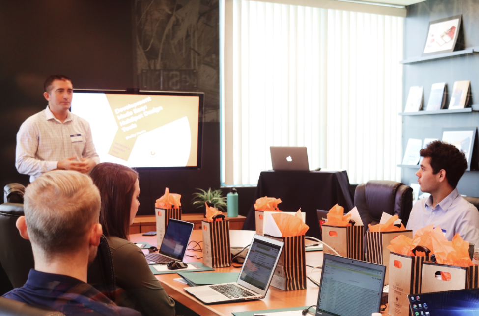 Доносите свою мысль четко и ясно. Campaign Creators Unsplash, используется по лицензии Unsplash License 