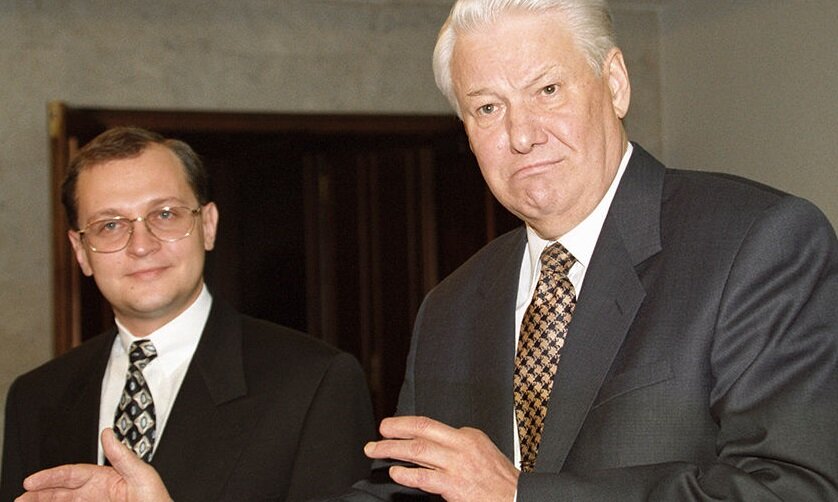 С. Кириенко и Б.Ельцин (фото из сети интернет)