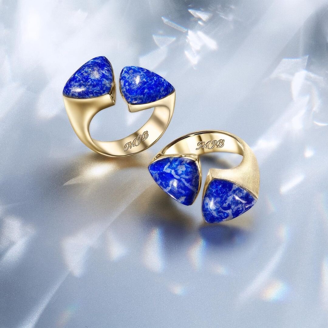 Авторские кольца «поцелуйчики» с гравировкой MJB