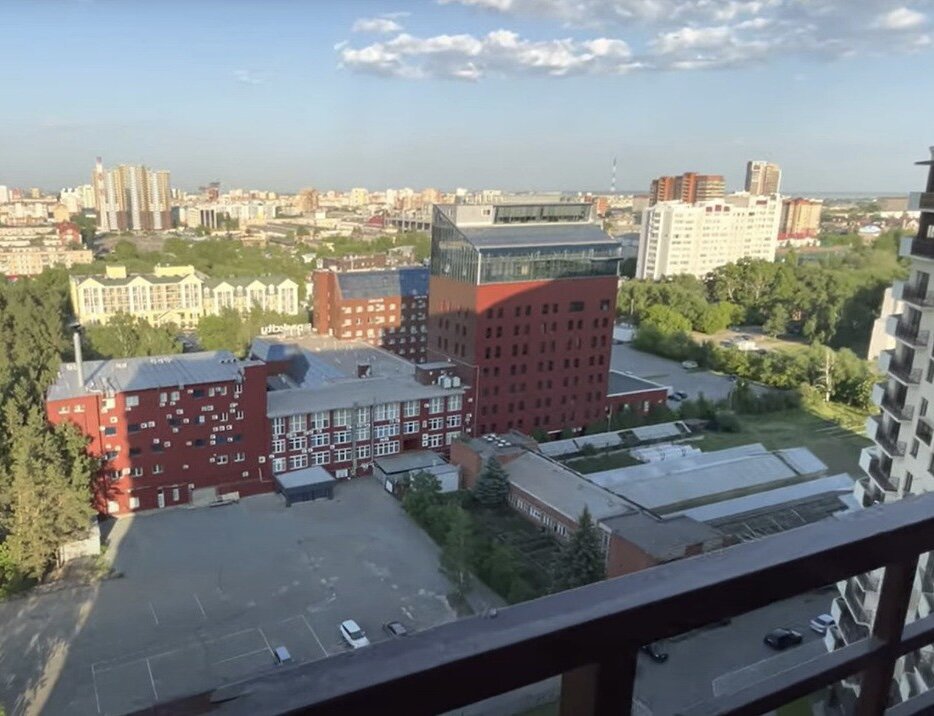 Так здание выглядит снаружи.