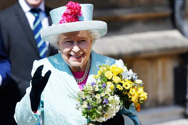 Королева зашла на чай к Меган в свой день рождения