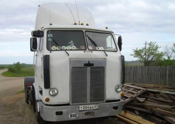 12 фото тюнингованных грузовиков МАЗ: от нелепых до неплохих