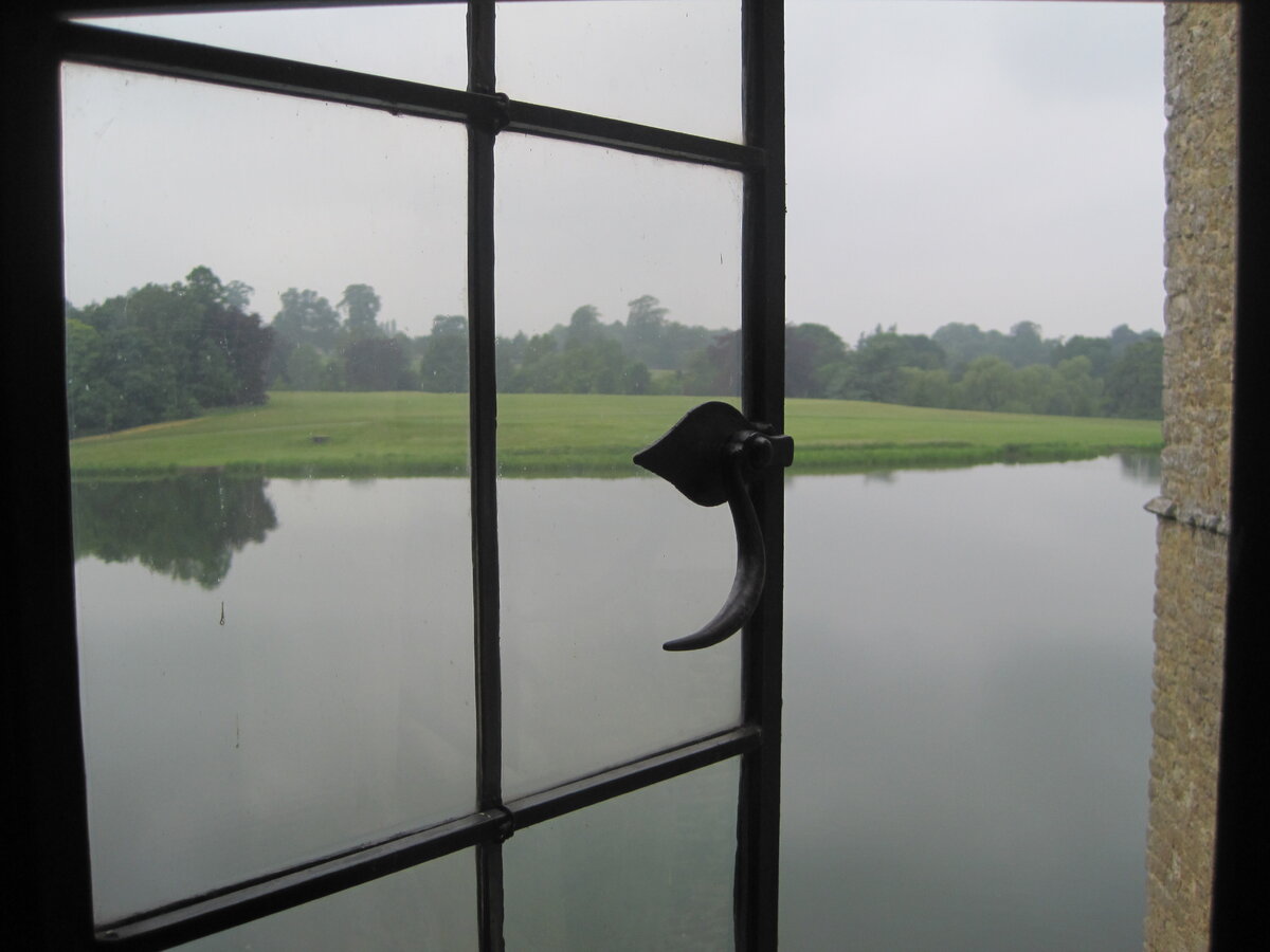   В некотором царстве, в некотором государстве жил-был… 