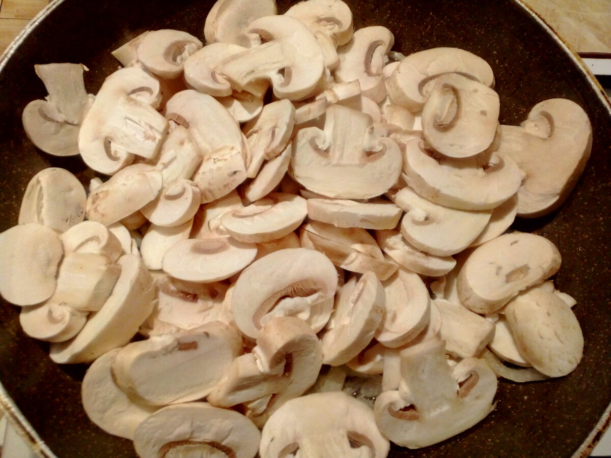 Еда без мяса. Как я готовлю вкусное овощное рагу с грибами.