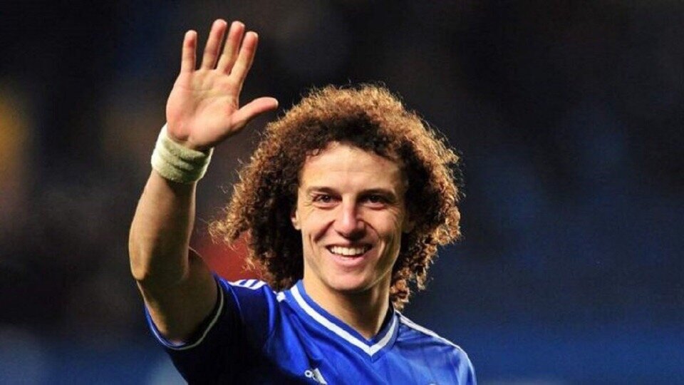 Давит Луиз защитник сборной Бразилии и "Челси"