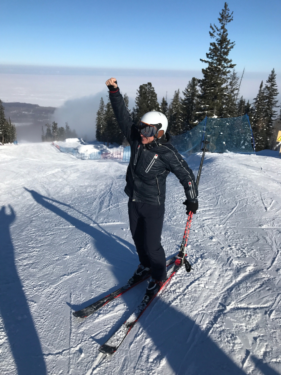 Будь мужиком, прими волевое решение, бросай пить, и займись собой