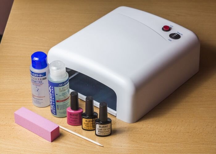 Материалы и инструменты для нанесения гель-лака