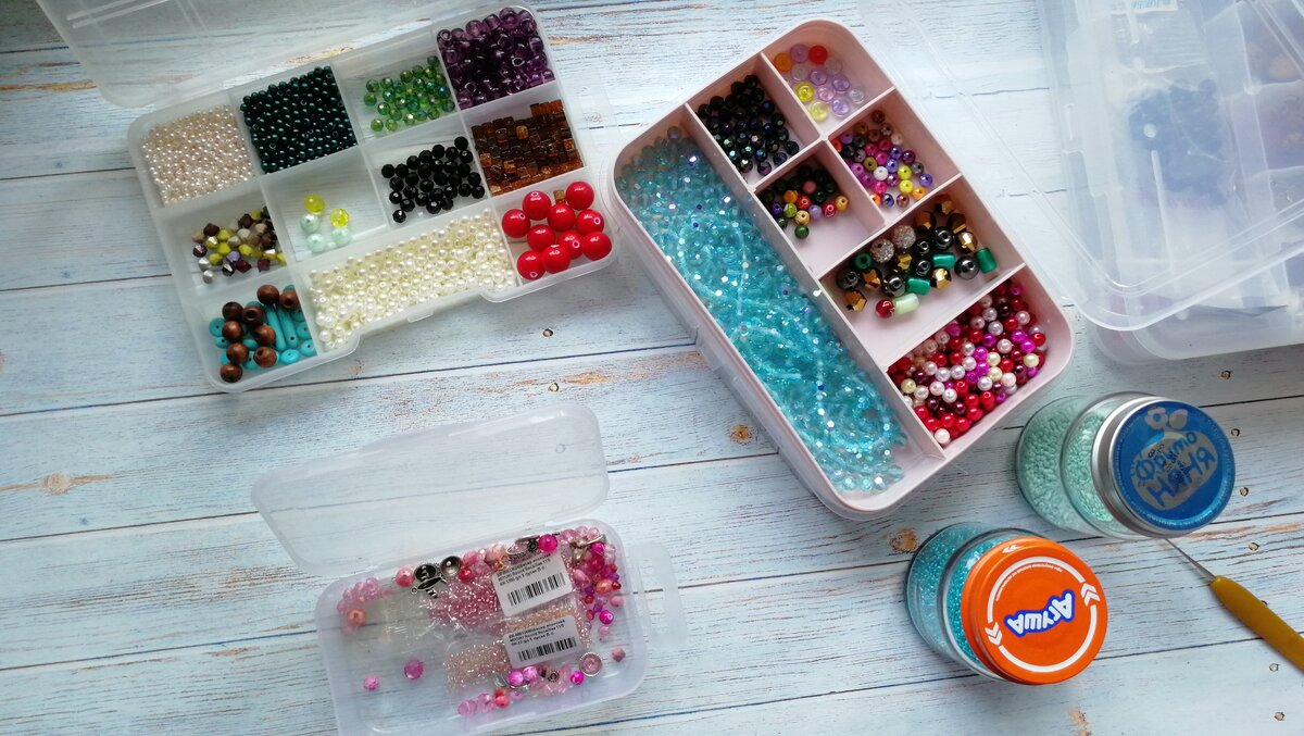 Обычные органайзеры для рукоделия.