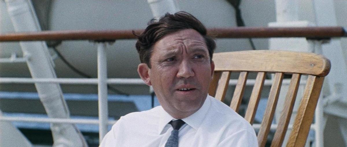 Кадр из фильма «Бриллиантовая рука»