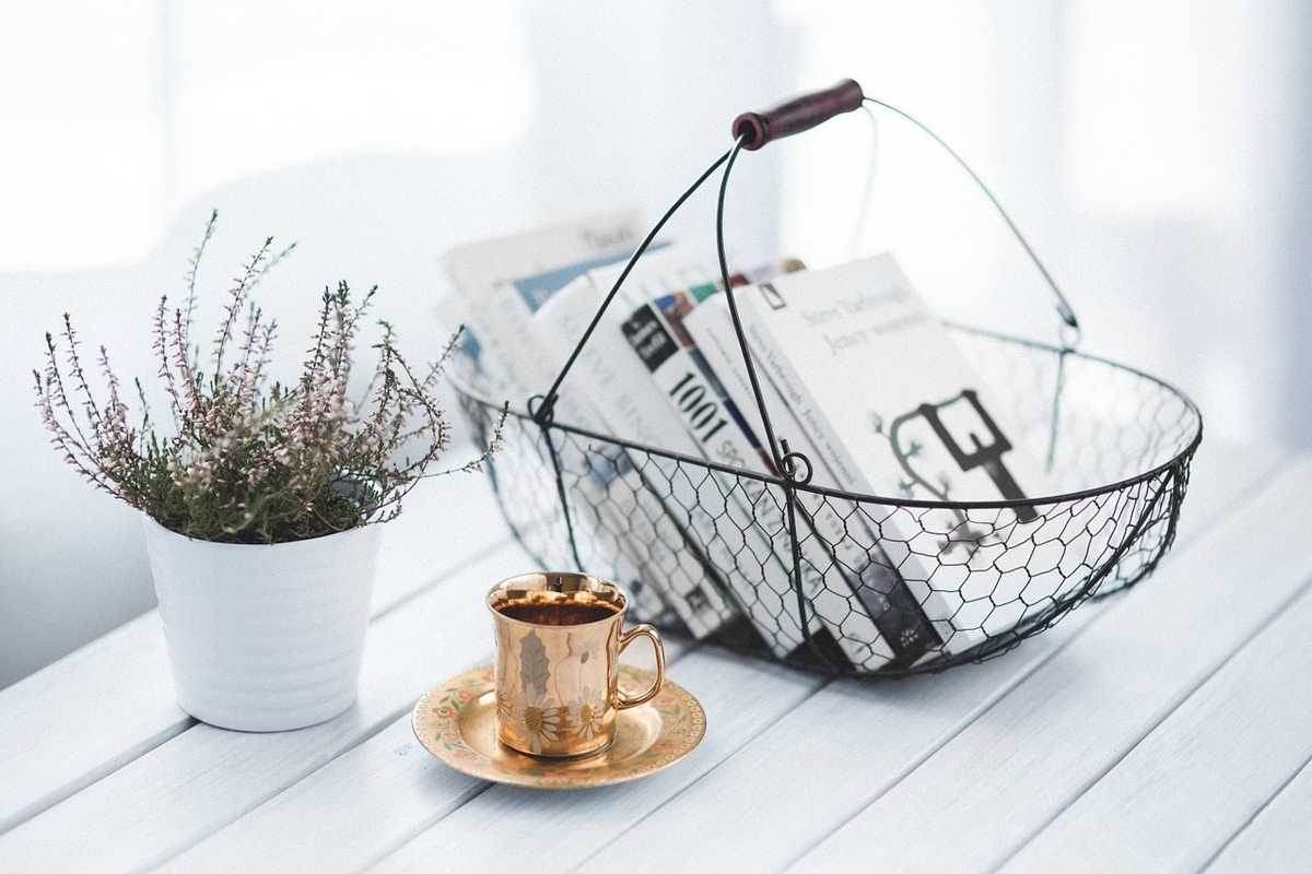 https://pixabay.com/ru/photos/%D0%B7%D0%BE%D0%BB%D0%BE%D1%82%D0%BE%D0%B9-%D0%BA%D1%83%D0%B1%D0%BE%D0%BA-%D0%BA%D0%BE%D1%84%D0%B5-%D0%BA%D0%BE%D1%80%D0%B7%D0%B8%D0%BD%D0%B0-%D0%BA%D0%BD%D0%B8%D0%B3-791072/