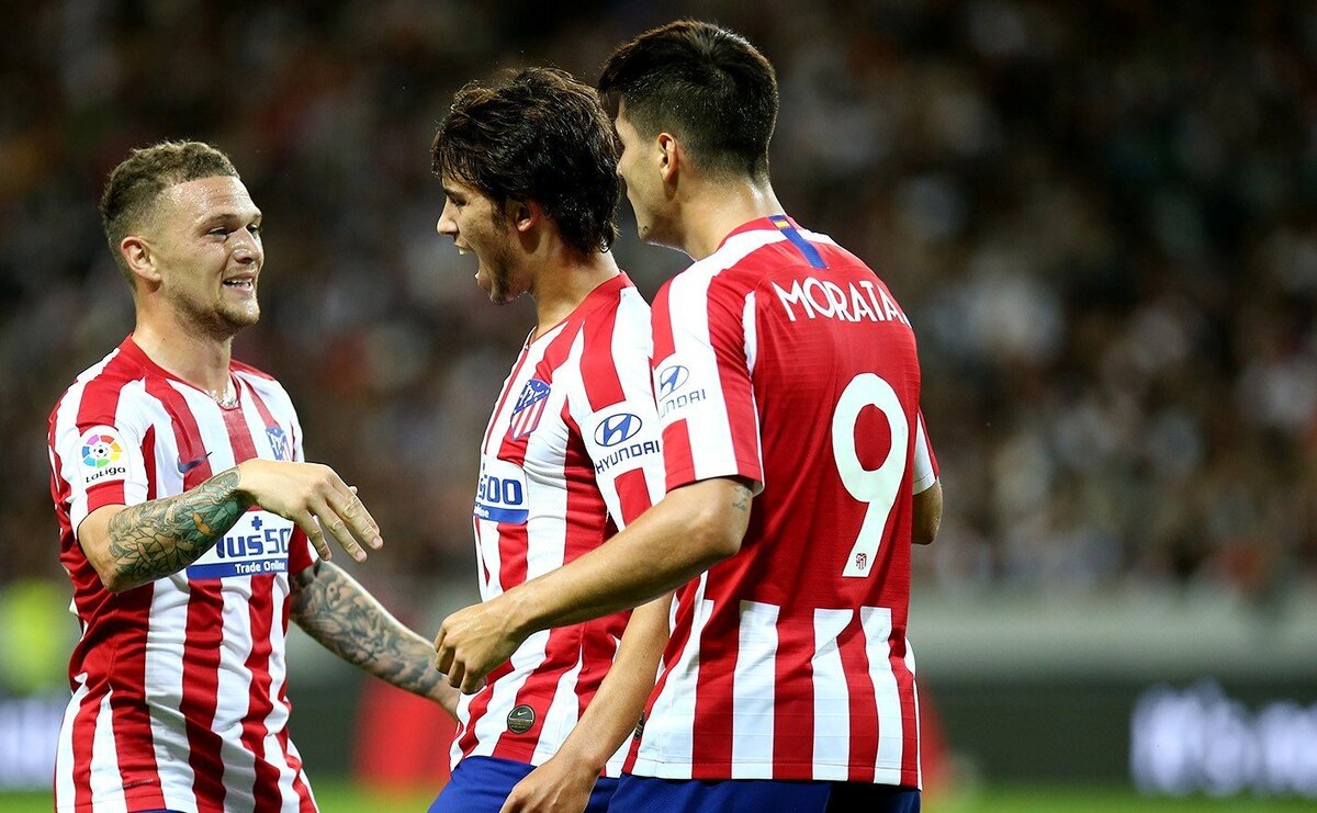 Игроки Атлетико
Источник: https://bookmaker-ratings.ru/wp-content/uploads/2019/08/68589185_10157461858802389_4258789407781289984_o.jpg