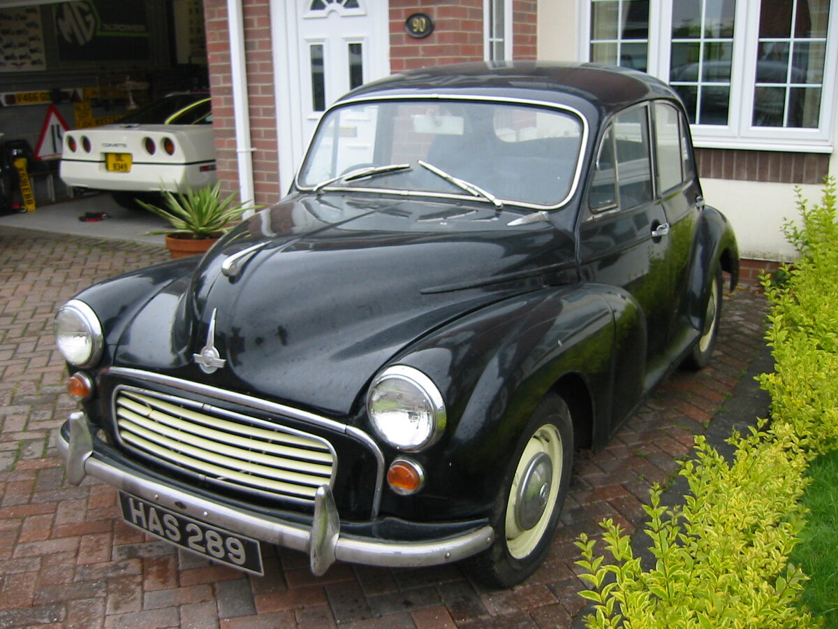 Автомобиль Morris Minor