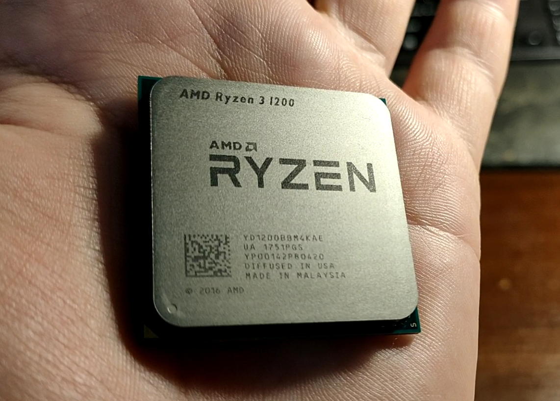 Фото процессора Ryzen 3 1200 (OEM версия)