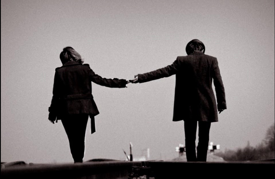 Как пережить расставание с мужчиной. Разлука картинки. Как расставание марка. Как расставание марка. Девушки и мужчины после расставания.