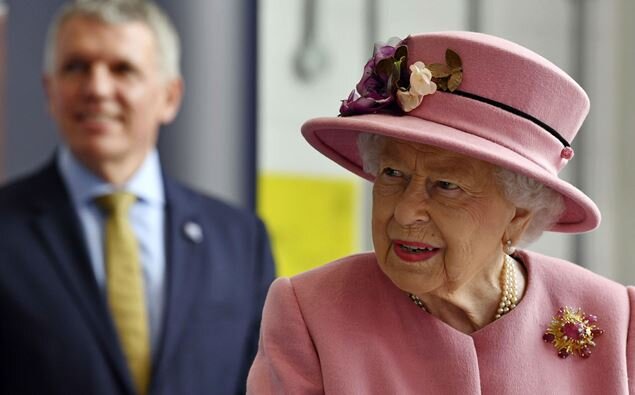 Королева Елизавета без маски