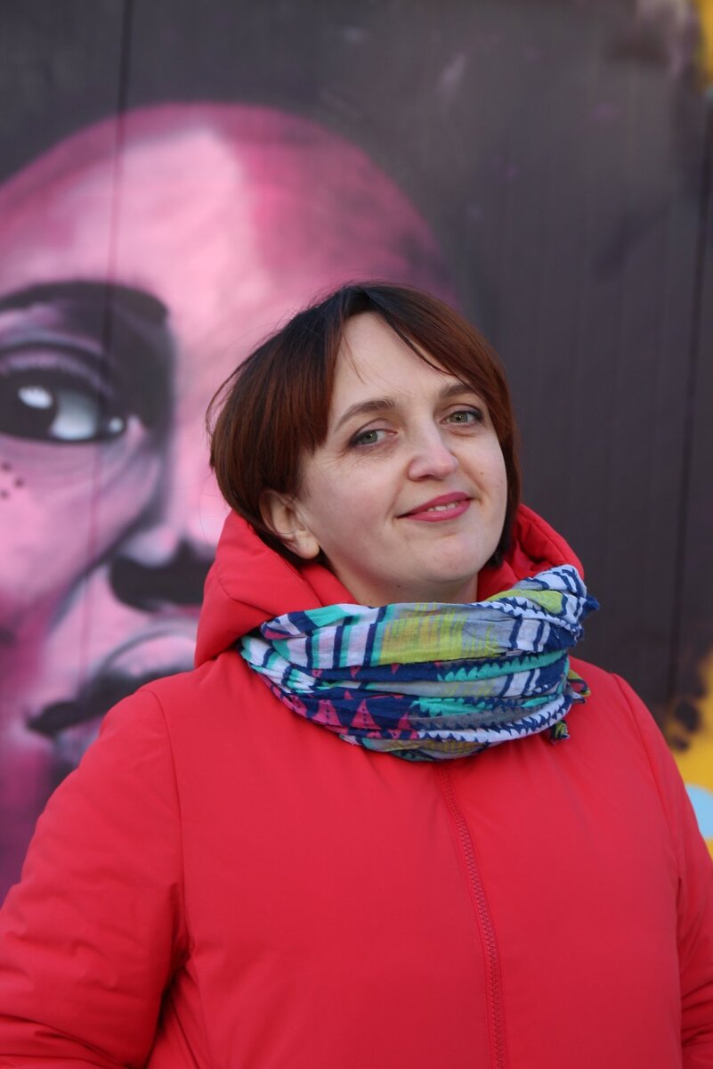 Ирина Тархан — активная горожанка, член молодежной организации NSNL (Next Stop New Life), также представляет городскую инициативу «Наш двор в Молодечно».