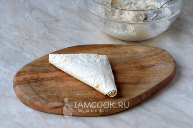 Как приготовить Пирожки из лаваша с курицей и сыром Просто Кухня рецепт пошагово
