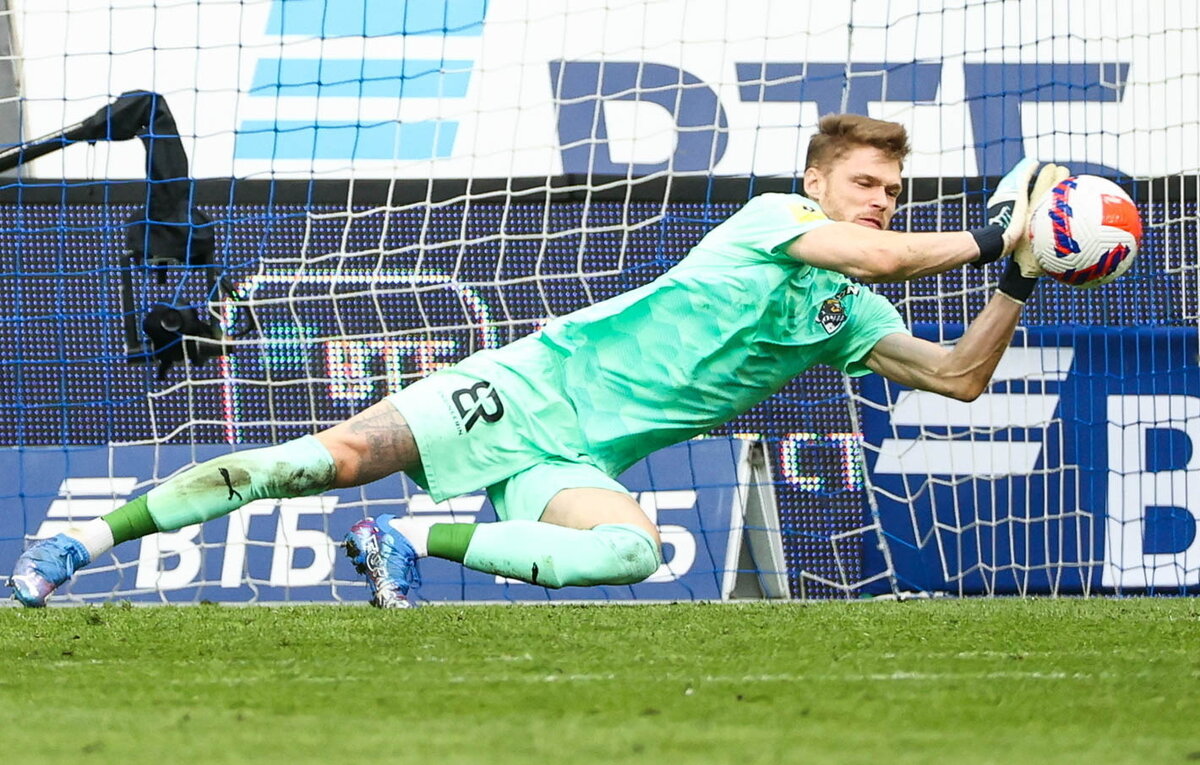    Вратарь "Зенита" Денис Адамов  Михаил Терещенко/ТАСС