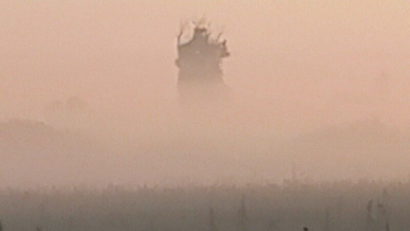     Нижегородец заметил нечто странное и одновременно пугающее в поле. Фотографиями он поделился в социальных сетях.