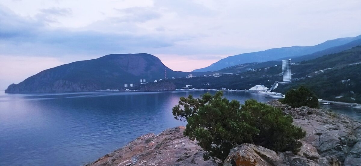 вид с мыса Плака, Крым