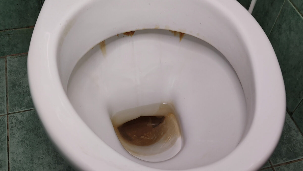 Чем отмыть ржавчину в унитазе