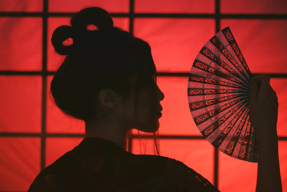 Asian culture. Japan aesthetic гейша. Китай aesthetic. Япония Эстетика гейши. Девушка с веером.