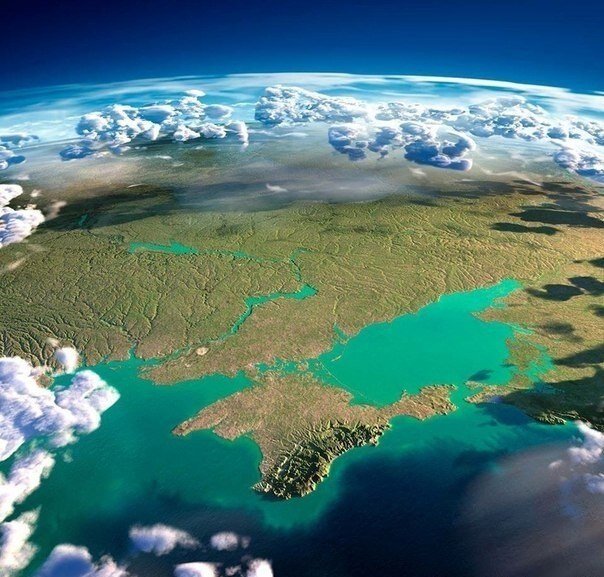 Крым. Над облаками.