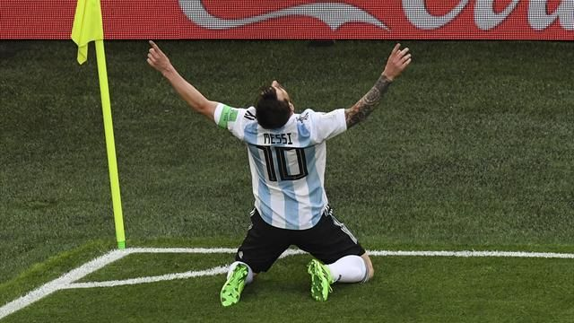 Бабушка Месси не увидела триумф внука, но все голы футболист посвящает ей.
