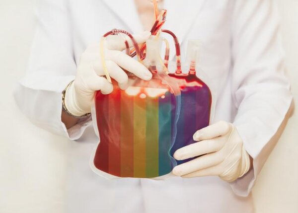 Запрет геям на донорство крови