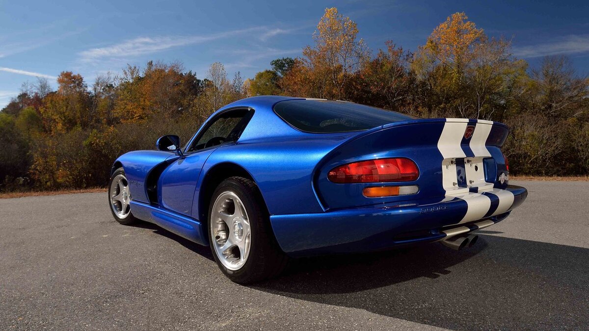 Dodge Viper GTS двигатель