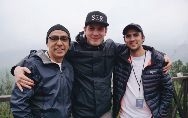 Драго Лакич из  Soyuz Coffee Roasting с Эдгаром и Адрианом Кабрерой из Сан-Мигель-Коффи в Гватемале. фото: Рикардо Монтальво